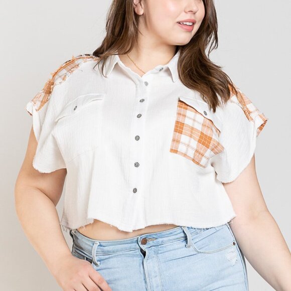 NWT POL Belle Cropped Orange Flannel Pocket Boxy Button Up - Picture 4 of 6